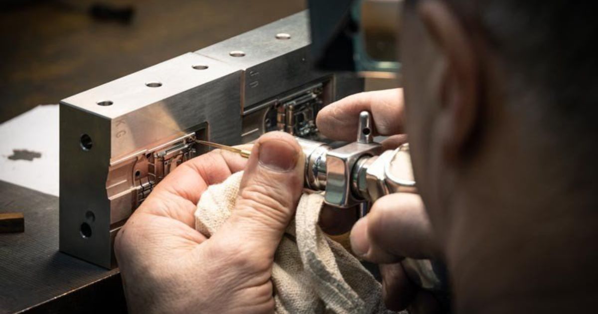 Dung dịch kim cương, Kemet