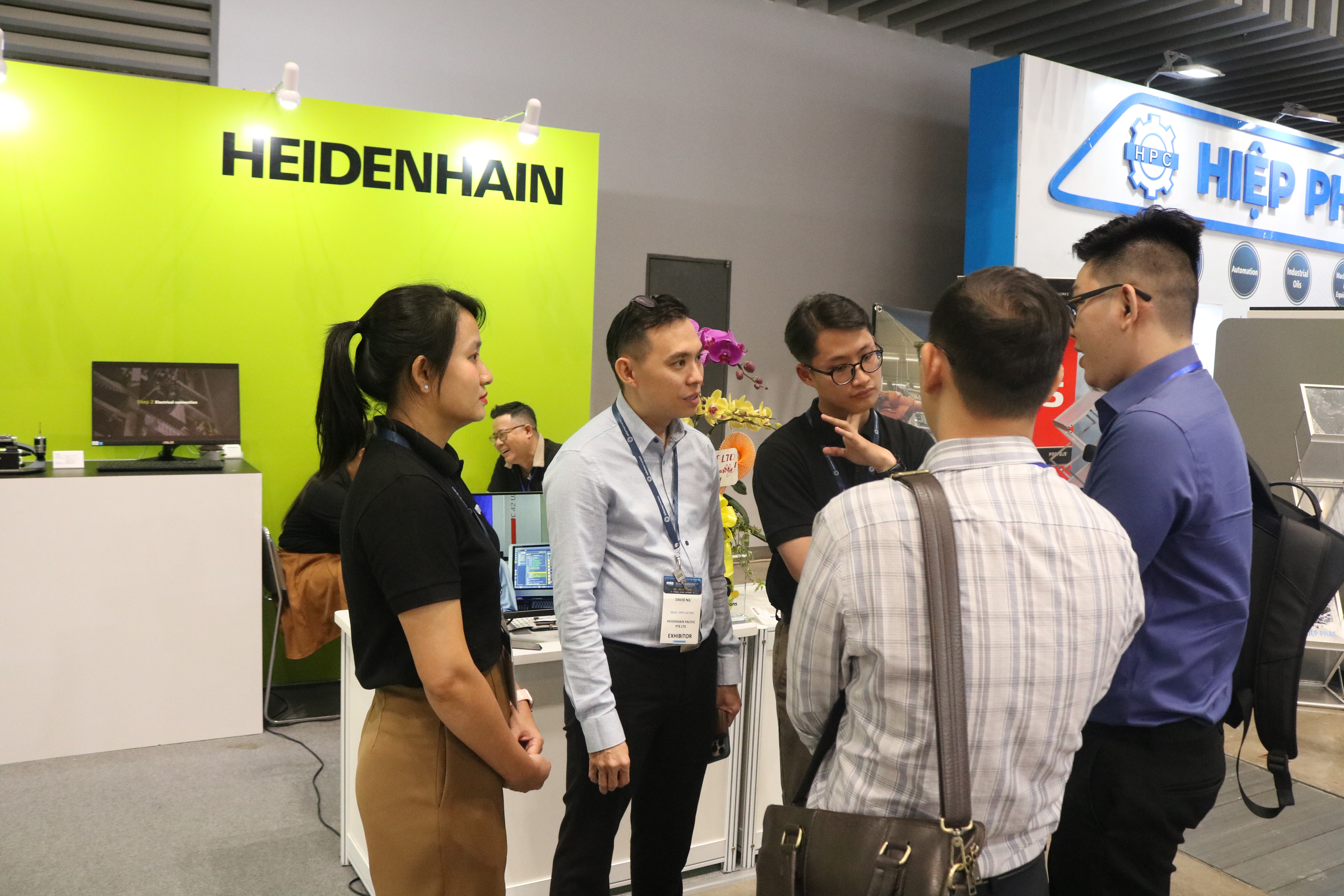 Khách hàng nói gì về chúng tôi?