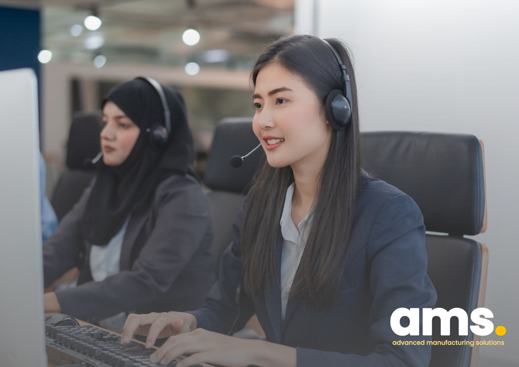 Giao tiếp với khách hàng AMS