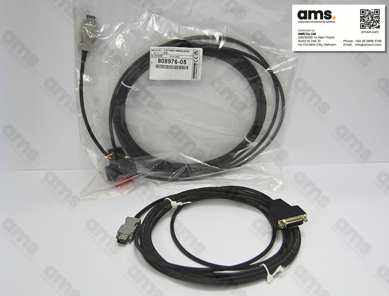 Authentic product - Adapter cable - ID 808976-05 Authentic product - Adapter cable - ID 808976-05