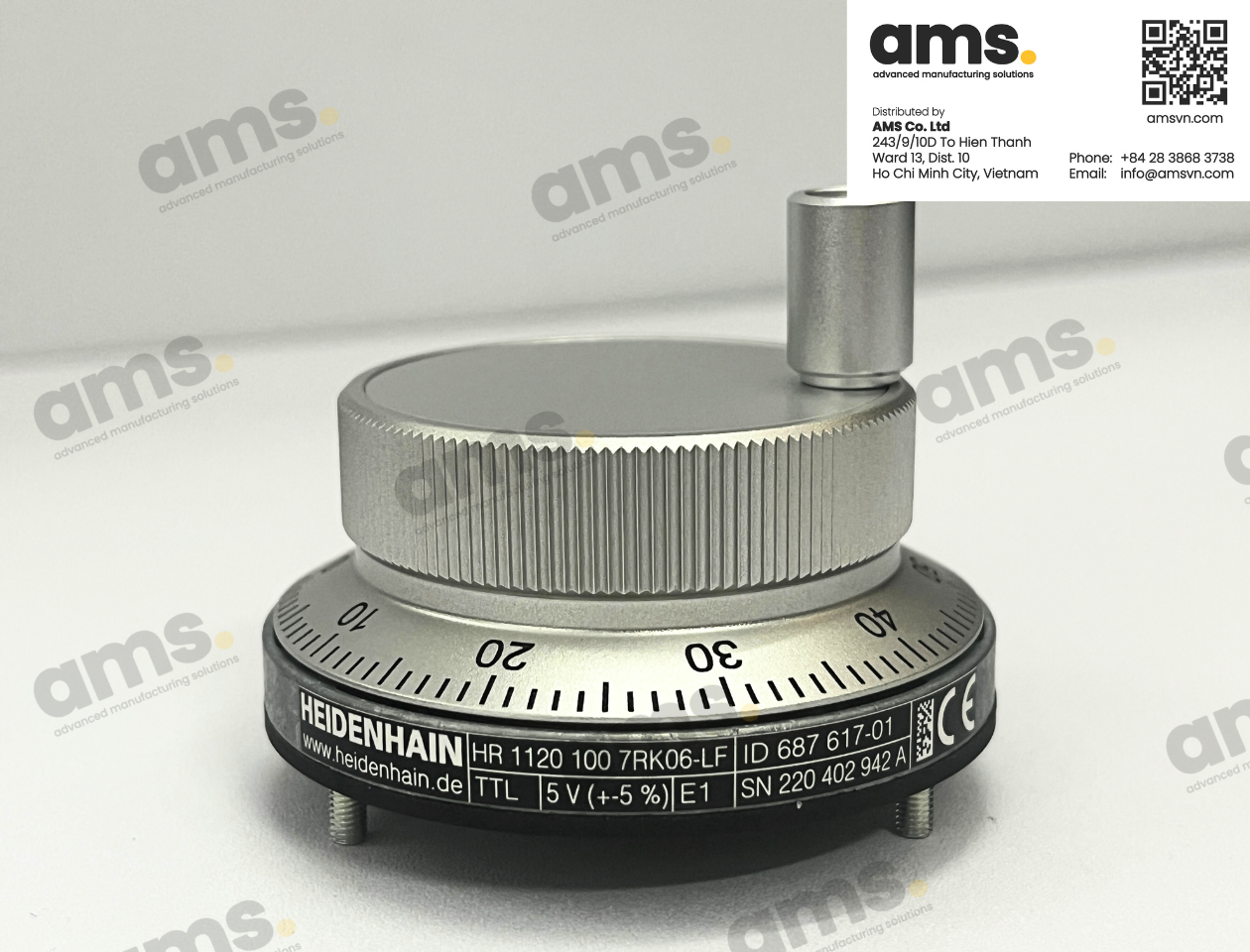 Authentic product - Electronic handwheel (mounting version) with ergonomic turning knob - HR 1120 - ID 687617-01 Authentic product - Electronic handwheel (mounting version) with ergonomic turning knob - HR 1120 - ID 687617-01